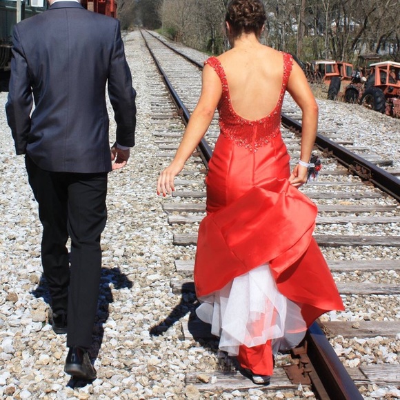 Tony Bowls dress #11655 - Picture 2 of 7